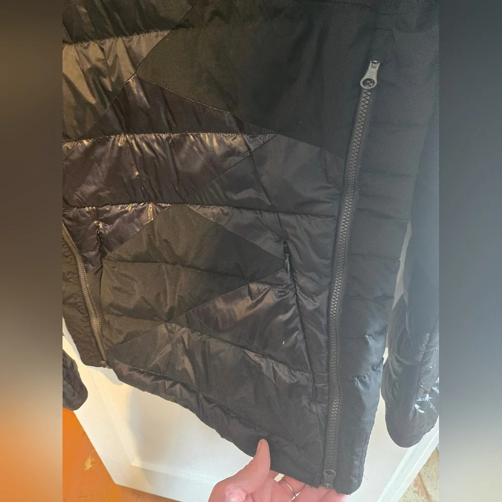 Lululemon Jacket - Picture 2 of 8